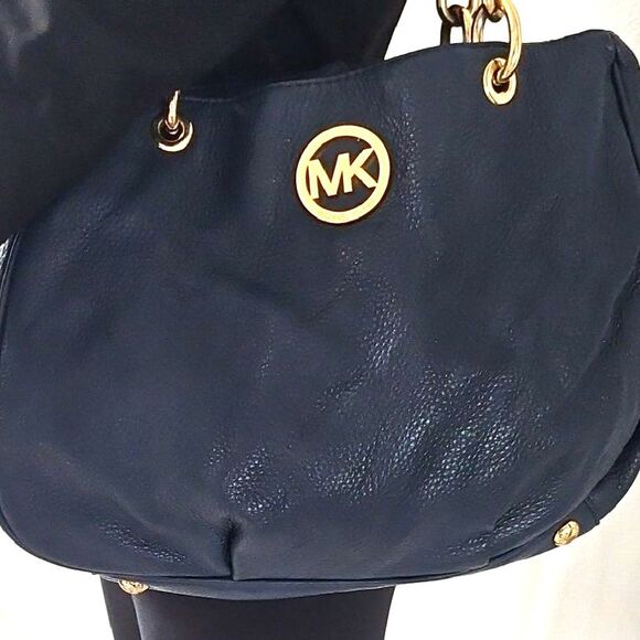 Michael Kors Navy Blue Shoulder Bag - Picture 3 of 13